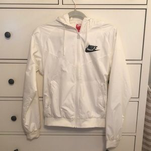 Women’s Nike Windbreaker